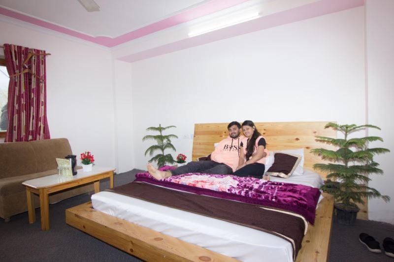 Hotel Utsav Manāli Zewnętrze zdjęcie